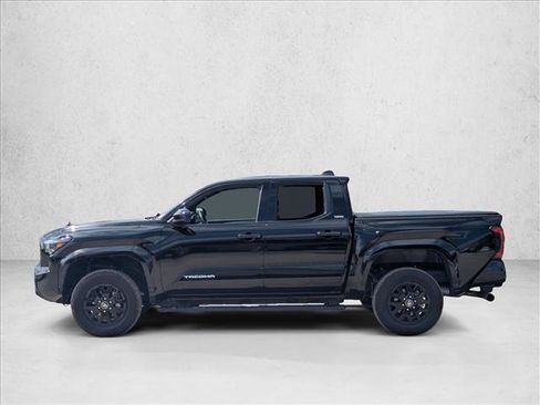 Used 2025 Toyota Tacoma SR5 RWD image 8