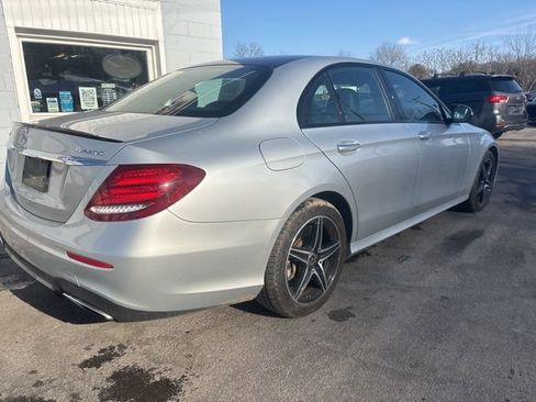 Used 2019 Mercedes-Benz E 450 4MATIC Sedan image 5