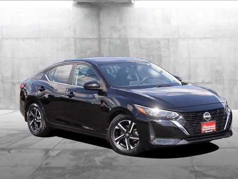 Used 2025 Nissan Sentra SV w/ All-Weather Package FWD image 2