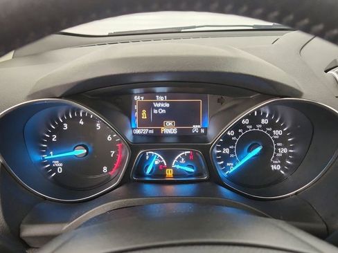 Used 2018 Ford Escape Titanium image 11