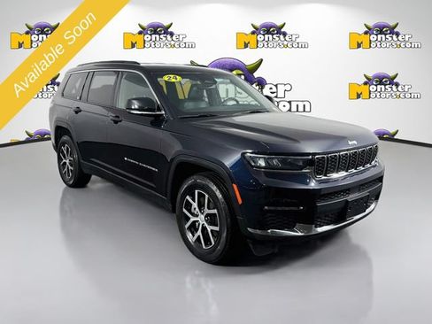 Used 2024 Jeep Grand Cherokee L Limited AWD/4WD image 3