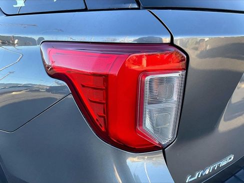 Used 2023 Ford Explorer Limited w/ Equipment Group 301A image 30