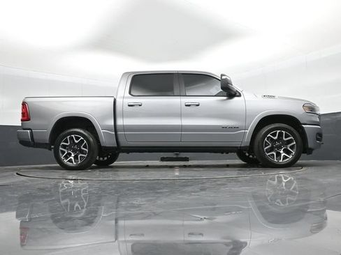 Used 2025 RAM 1500 Laramie AWD/4WD image 40