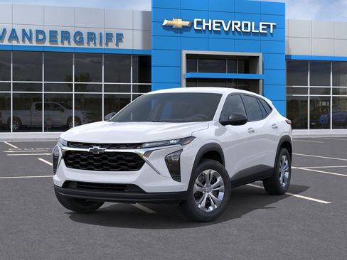 New 2026 Chevrolet Trax LS FWD image 6