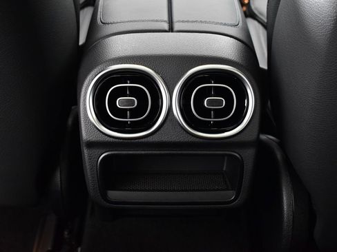 Certified 2025 Mercedes-Benz C 300 C 300 image 32