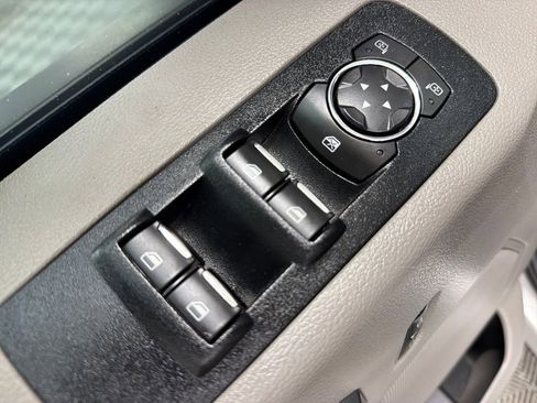Used 2017 Ford F150 XLT RWD image 16