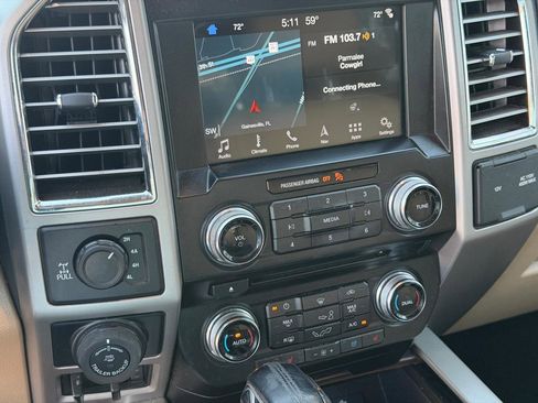 Used 2016 Ford F150 Lariat w/ Equipment Group 502A Luxury image 17