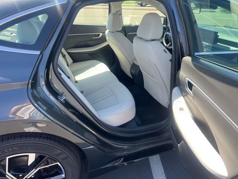 Used 2025 Hyundai Sonata SEL FWD image 28
