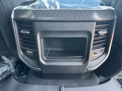New 2026 RAM 1500 Big Horn AWD/4WD image 19
