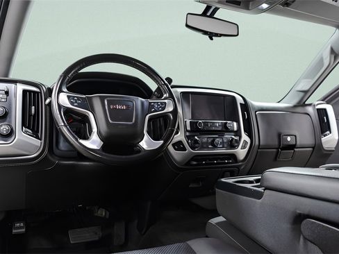 Used 2018 GMC Sierra 1500 SLE image 27