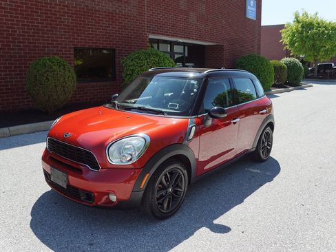 Used 2013 MINI Cooper Countryman S FWD image 2