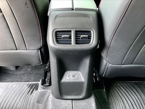 Used 2023 Buick Envision Essence w/ Sport Touring Package AWD/4WD image 16