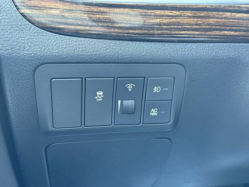 Used 2011 Hyundai Santa Fe Limited image 21