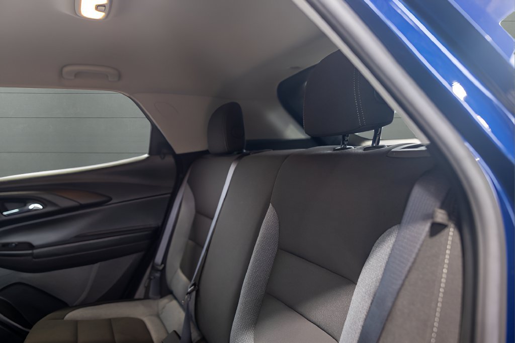 Used 2023 Chevrolet TrailBlazer LT FWD image 50