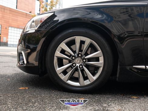 Used 2013 Lexus LS 460 AWD image 9
