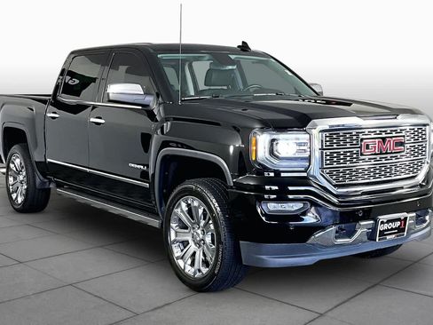 Used 2018 GMC Sierra 1500 Denali RWD image 3