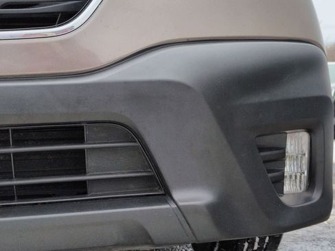 Used 2022 Subaru Outback Premium image 11