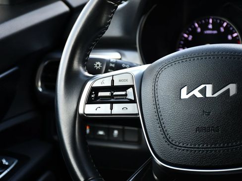 Used 2022 Kia Telluride S AWD/4WD image 24