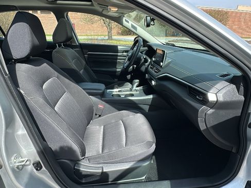 Certified 2019 Nissan Altima 2.5 SV image 25