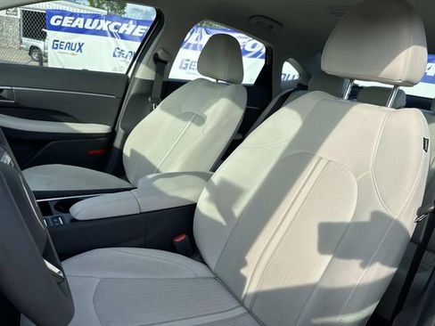 Used 2025 Hyundai Sonata SEL FWD image 35