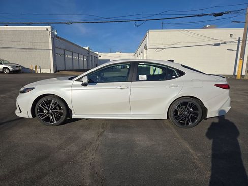 New 2026 Toyota Camry XSE FWD image 2