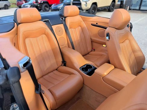 Used 2010 Maserati GranTurismo Convertible RWD image 90