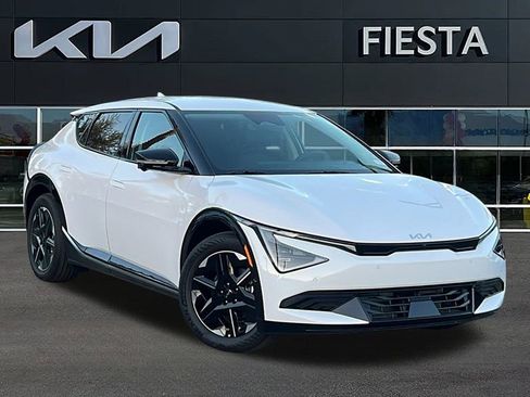 New 2025 Kia EV6 Wind image 1