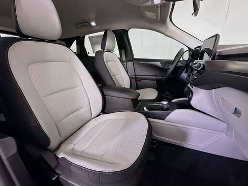 New 2026 Ford Escape Active image 30