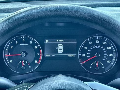 Used 2024 Kia Forte LXS FWD image 16