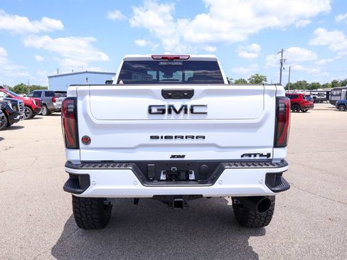 New 2026 GMC Sierra 2500 AT4 w/ Technology Package AWD/4WD image 4