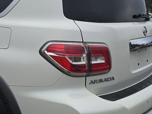 Used 2017 Nissan Armada Platinum image 40