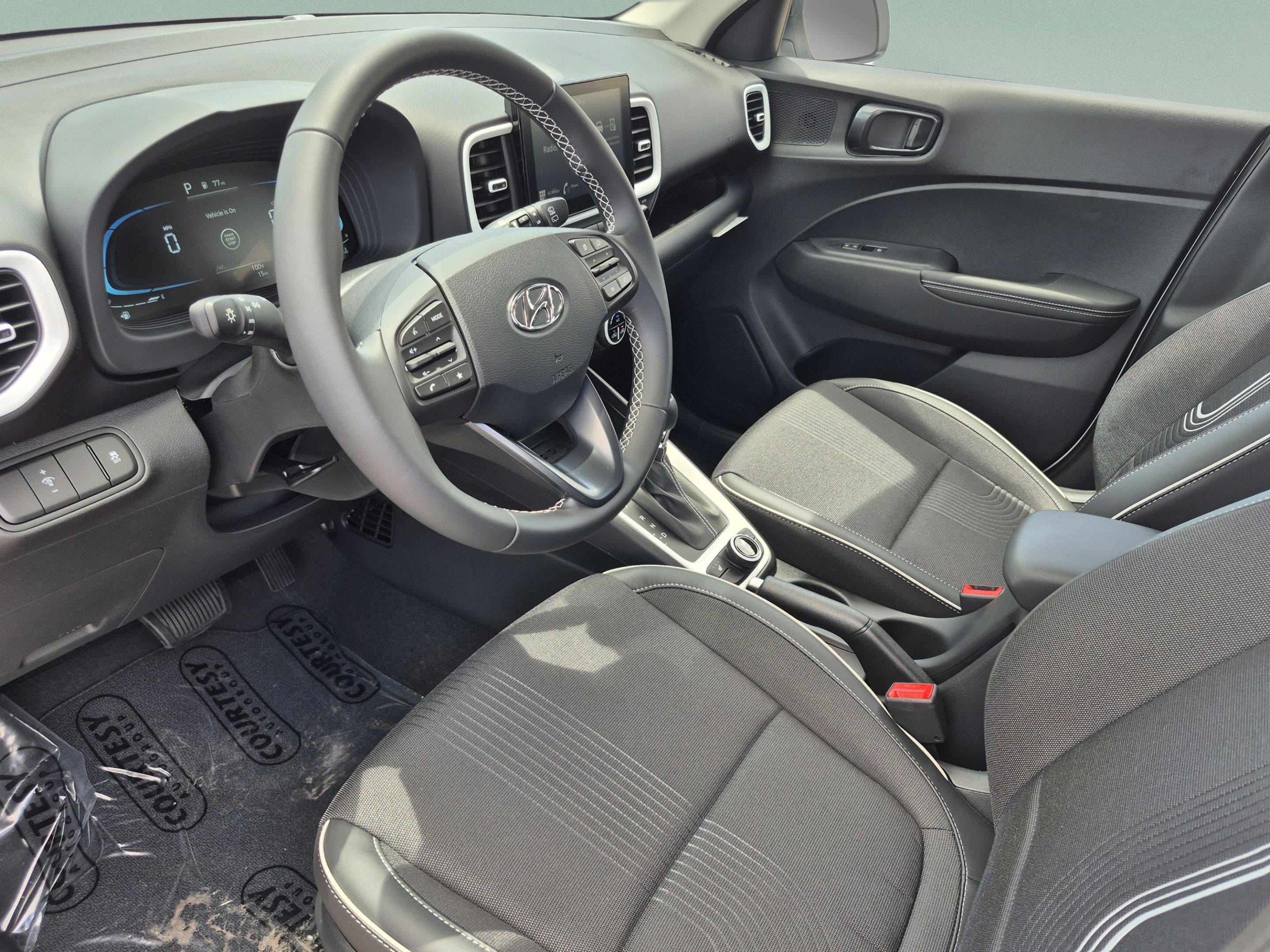 New 2026 Hyundai Venue SEL FWD image 17