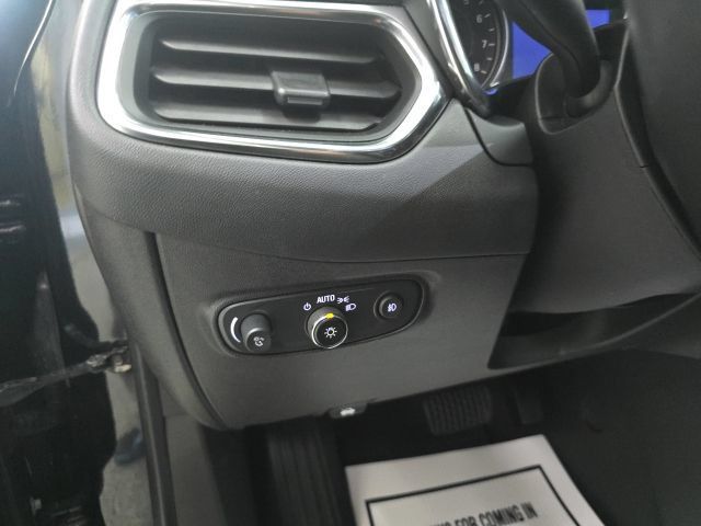 Used 2021 Chevrolet Equinox LT AWD/4WD image 15