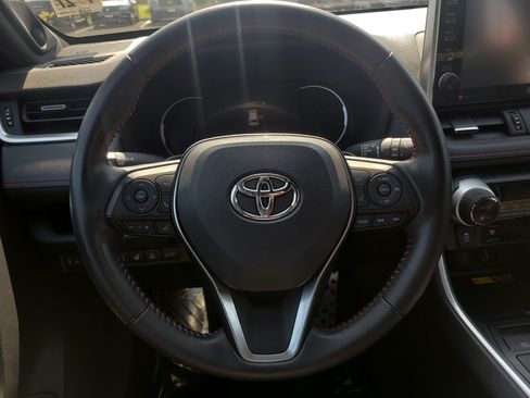 Certified 2022 Toyota RAV4 XSE w/ Premium Package AWD/4WD image 21