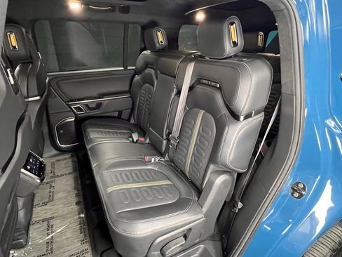 Used 2024 Rivian R1S Adventure image 25