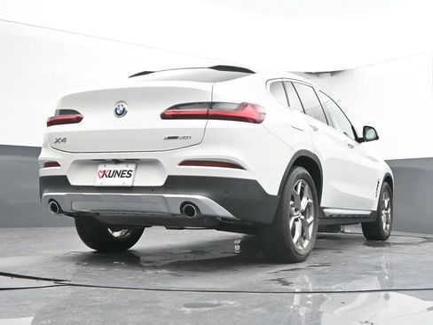 Used 2021 BMW X4 xDrive30i AWD/4WD image 29