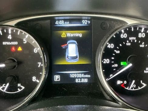 Used 2016 Nissan Rogue S FWD image 7