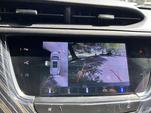 Used 2024 Cadillac XT6 Premium Luxury w/ Technology Package FWD image 15