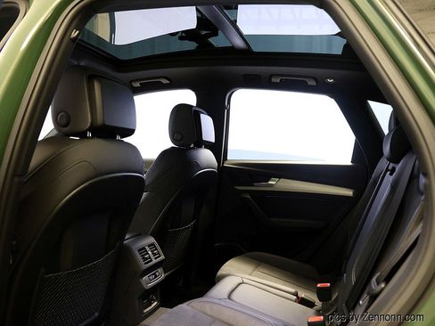 Used 2021 Audi Q5 e Premium Plus w/ Premium Plus Package image 14