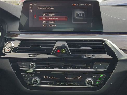 Used 2019 BMW 530i xDrive 530i xDrive w/ Premium Package image 19