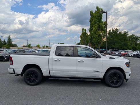 Used 2022 RAM 1500 Big Horn AWD/4WD image 2