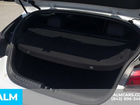 Used 2019 Hyundai Veloster 2.0 Premium FWD image 8