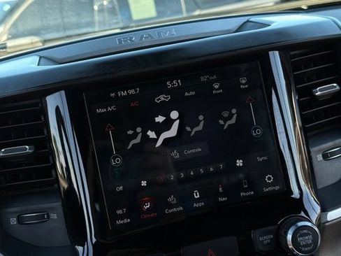 Used 2020 RAM 1500 Big Horn AWD/4WD image 21