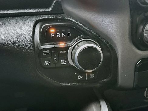 Used 2022 RAM 1500 Big Horn AWD/4WD image 16