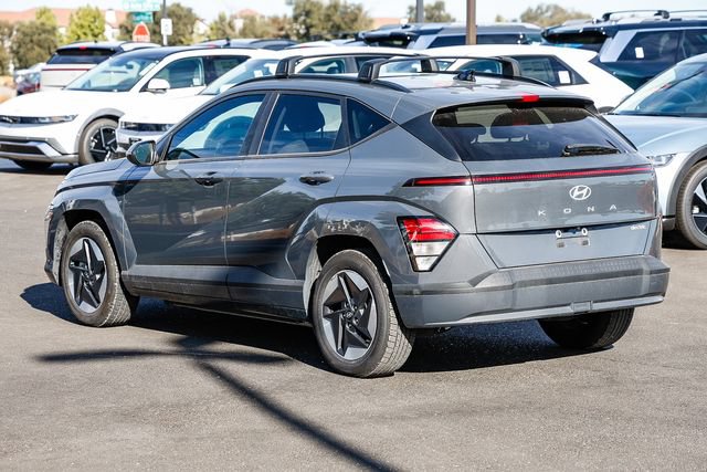 Certified 2025 Hyundai Kona SEL FWD image 2