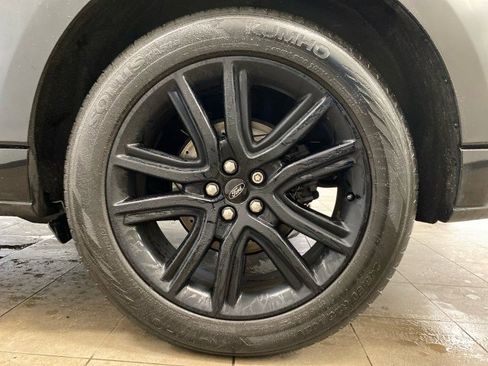 Certified 2020 Ford Edge ST-Line image 25