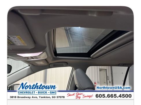 Used 2022 Toyota RAV4 XLE Premium AWD/4WD image 21
