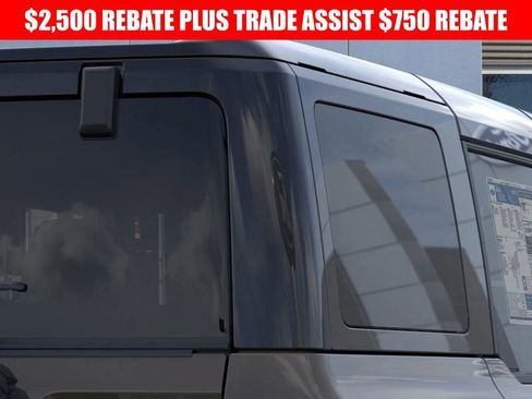 New 2025 Ford Bronco Outer Banks w/ Sasquatch Package image 25