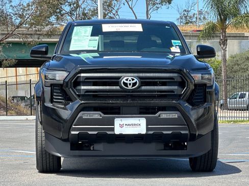 Used 2025 Toyota Tacoma SR5 RWD image 7