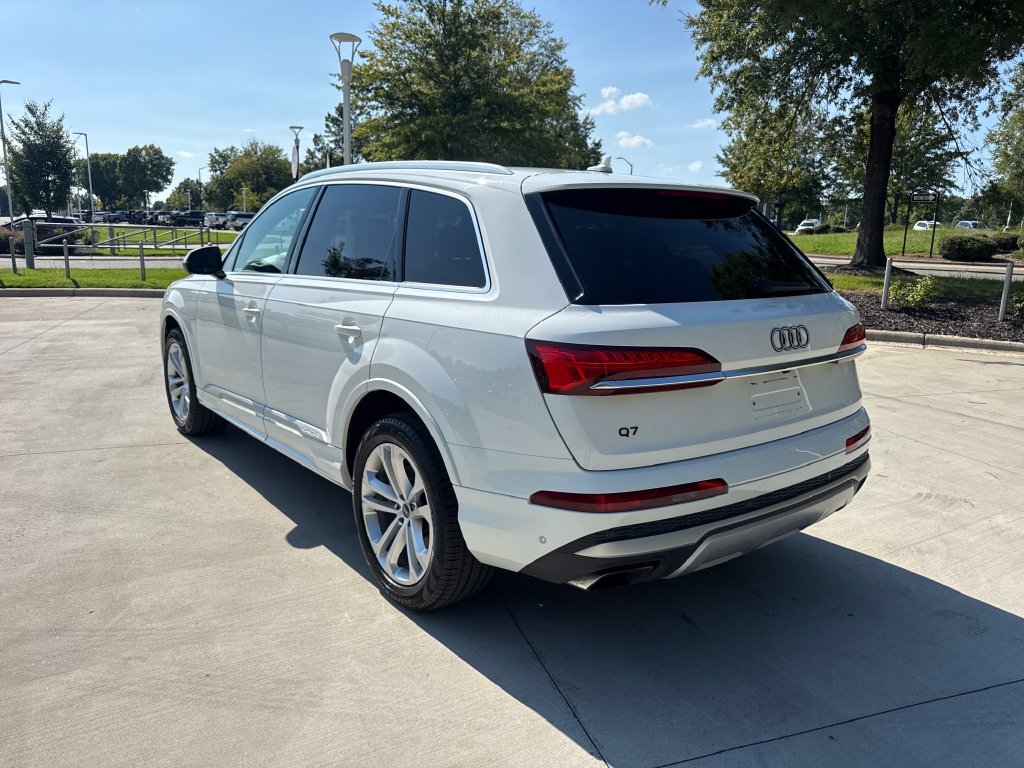Used 2025 Audi Q7 3.0T Premium Plus AWD/4WD image 5